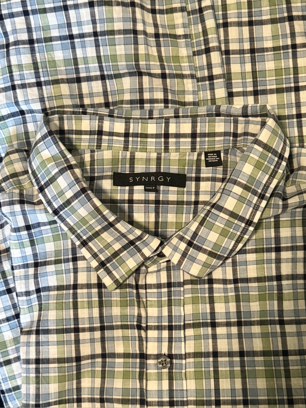 Synergy Men's Green Plaid Button-Up Shirt